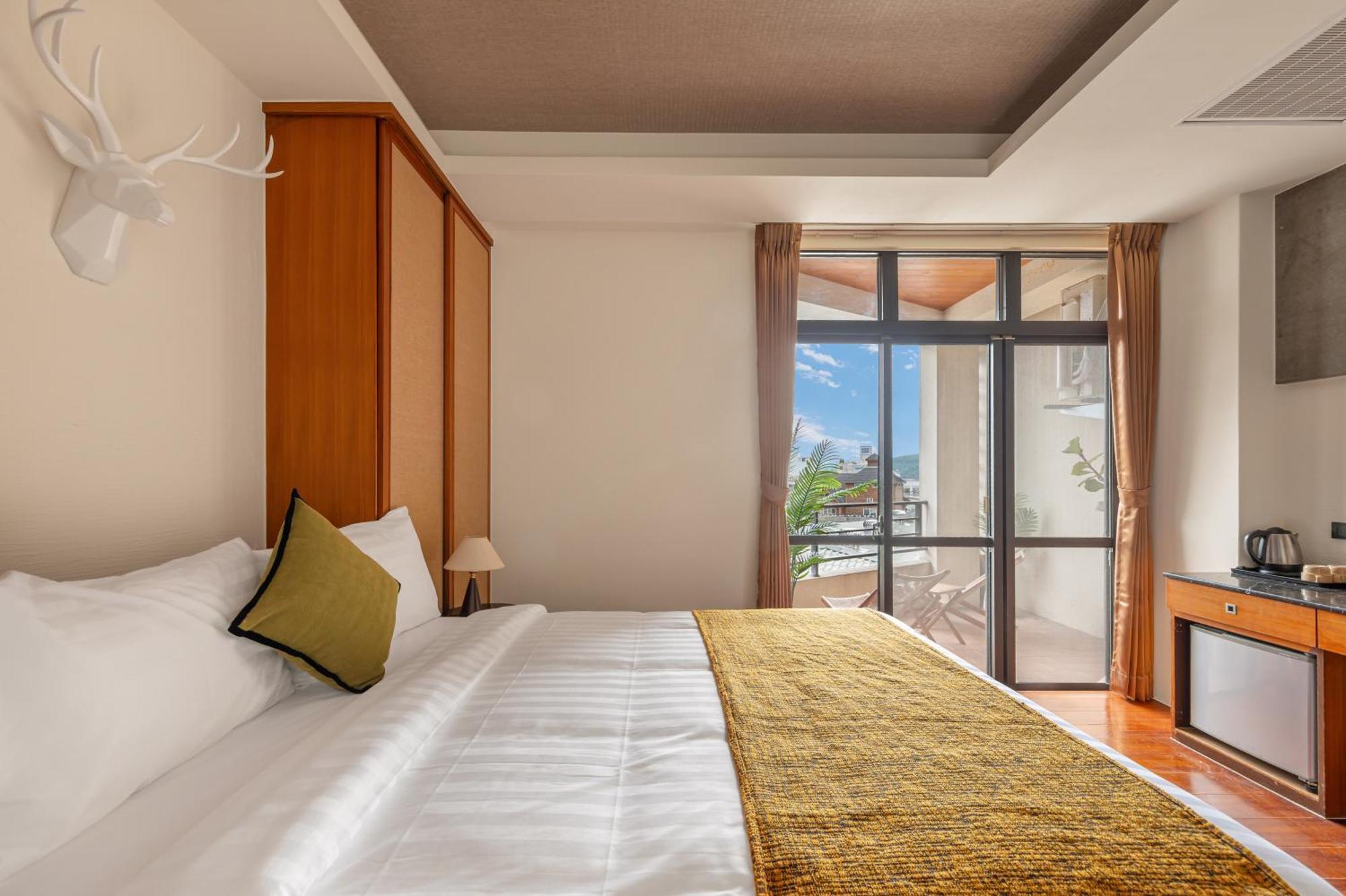 Sun Moon Lake Itathao Vacation Inn With Elevator Ючи Екстериор снимка