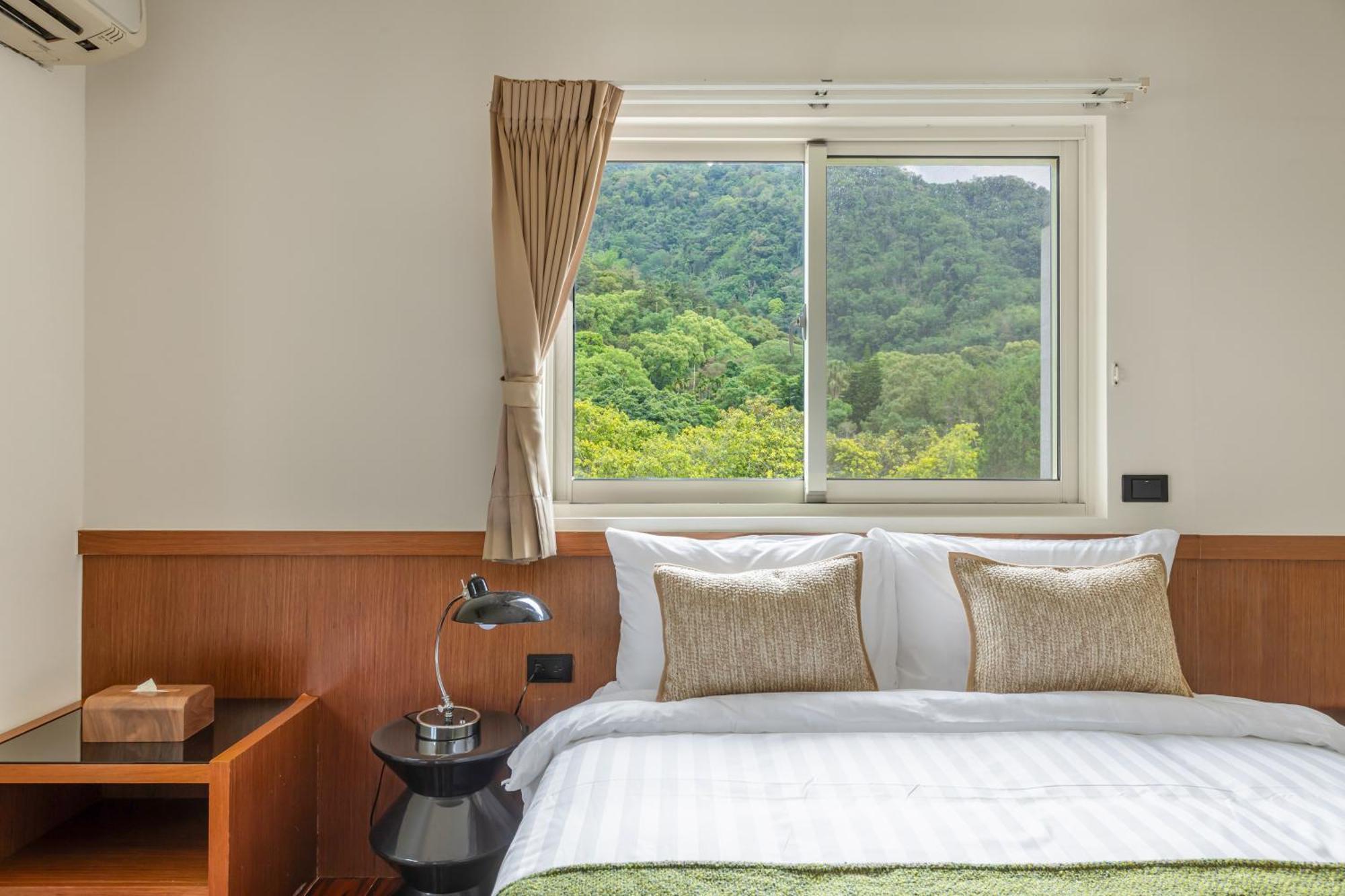 Sun Moon Lake Itathao Vacation Inn With Elevator Ючи Екстериор снимка